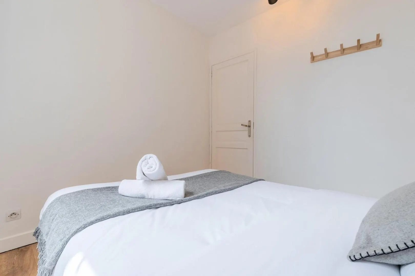 Apartament Lille Hypercentre / Gares - Superbe T2 Equipe