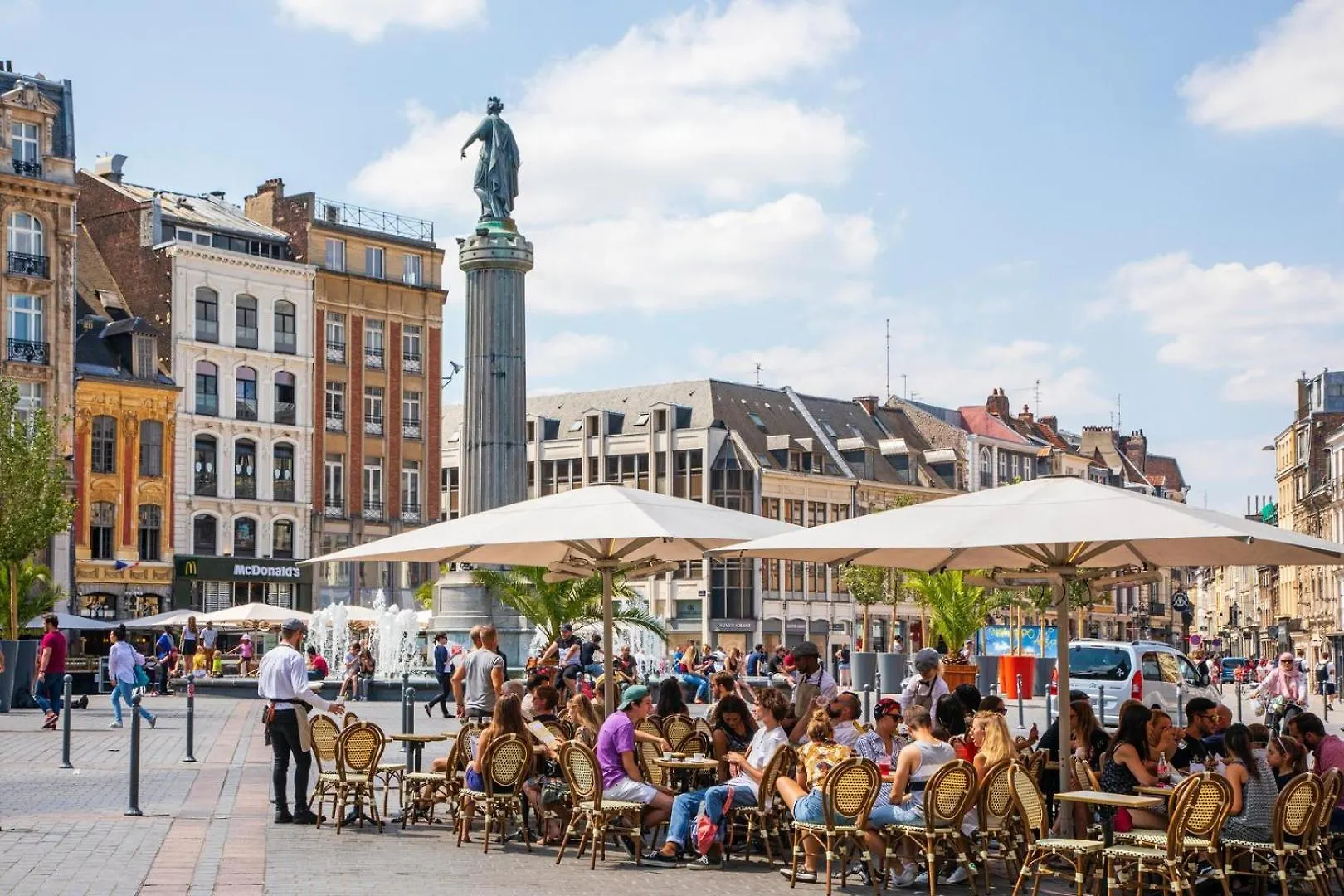 Apartament Lille Hypercentre / Gares - Superbe T2 Equipe 0*,